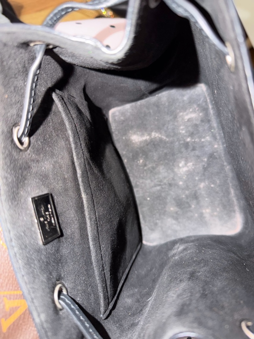 Louis Vuitton Glossy Black and Monogram Brown Backpack - Picture 5 of 8